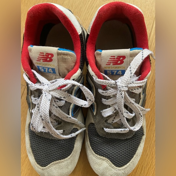 Kids New Balance 574 Sneaker - Picture 2 of 7